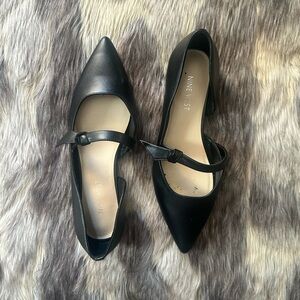 Nine West Black Pointed Mary Jane Flats with Strap